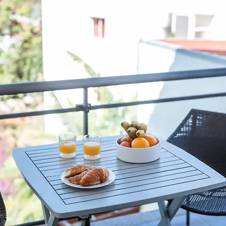 Sao Tiago By Amazing Madeira * 丰沙尔